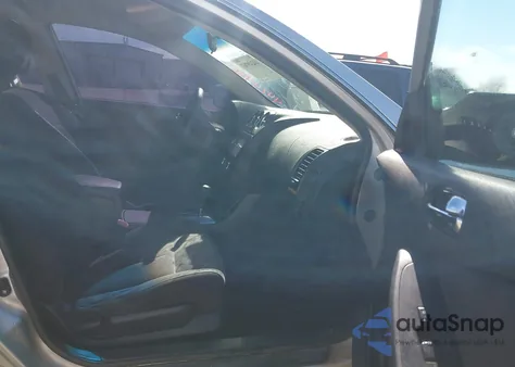 2011 Nissan Altima 2.5 S z USA, uszkodzony, nr VIN 1N4AL2AP9BN453242